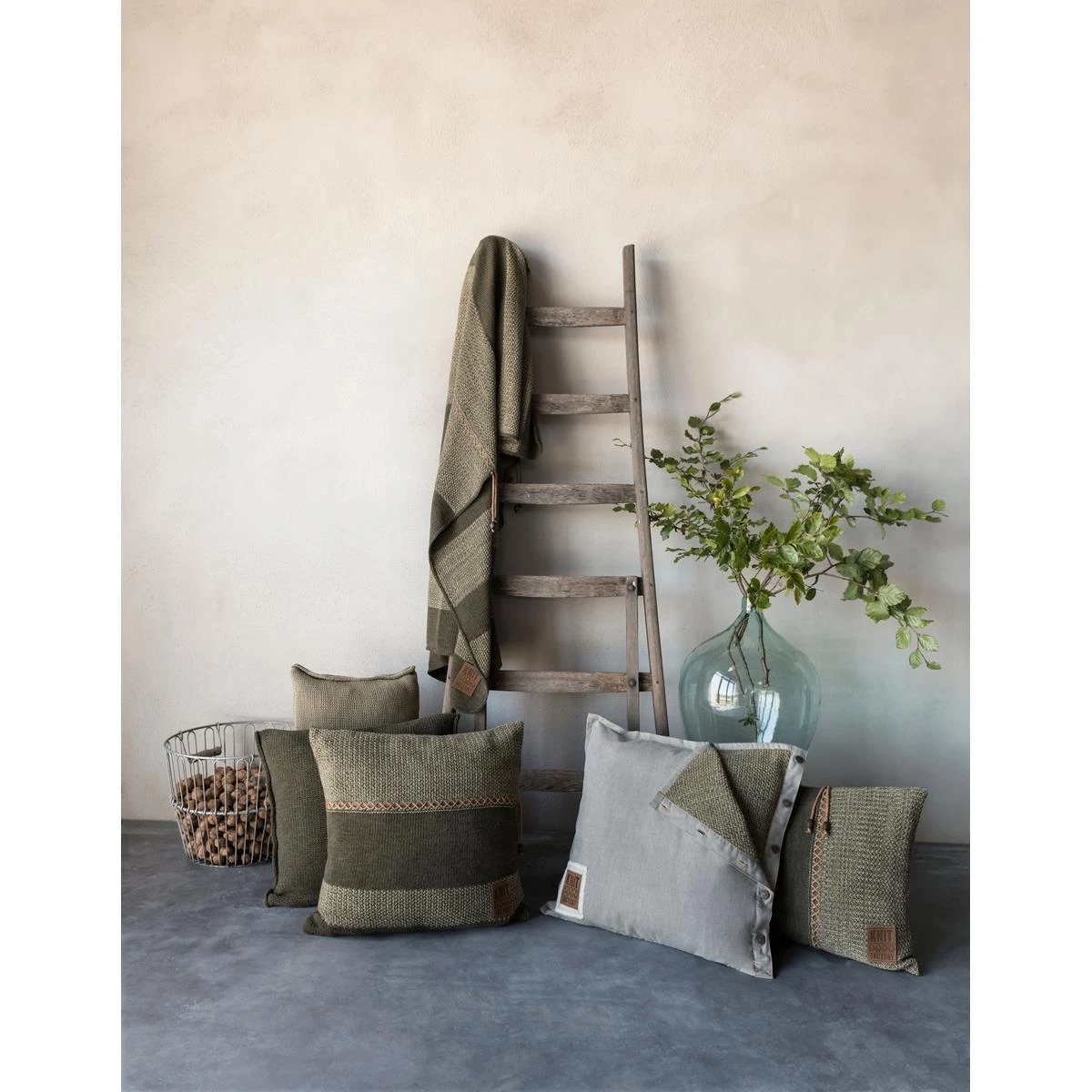 Knit Factory Roxx Gebreid Plaid - Woondeken - Groen|Olive - 160x130 Cm - Afbeelding 3