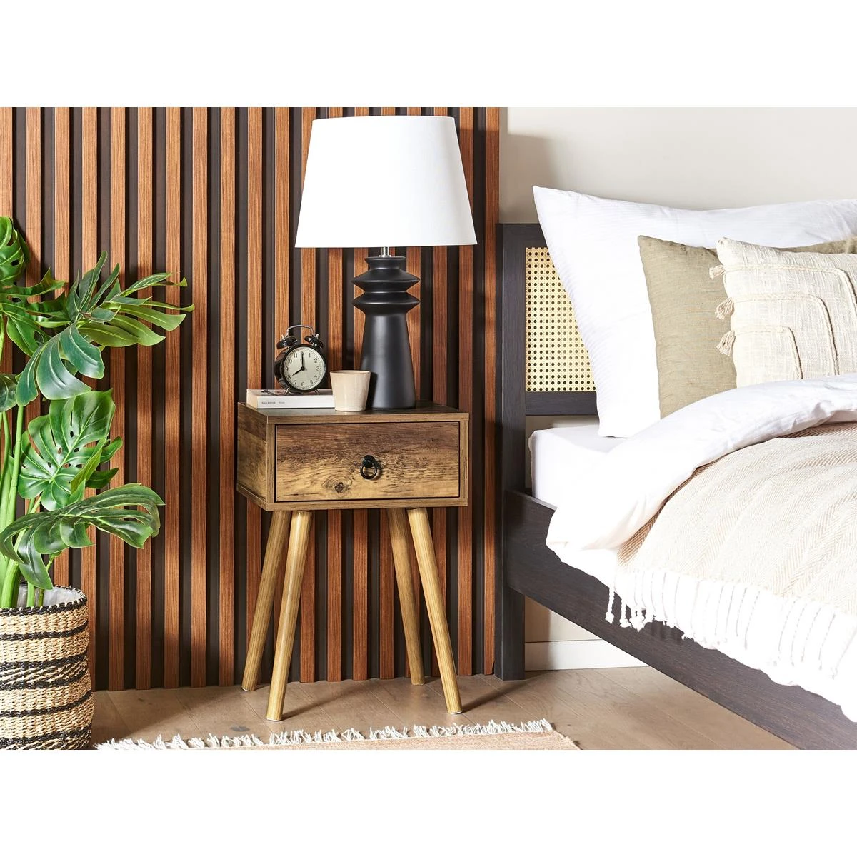 Beliani - BATLEY - Nachtkastje - Donkerhout - Vezelplaat - Afbeelding 2