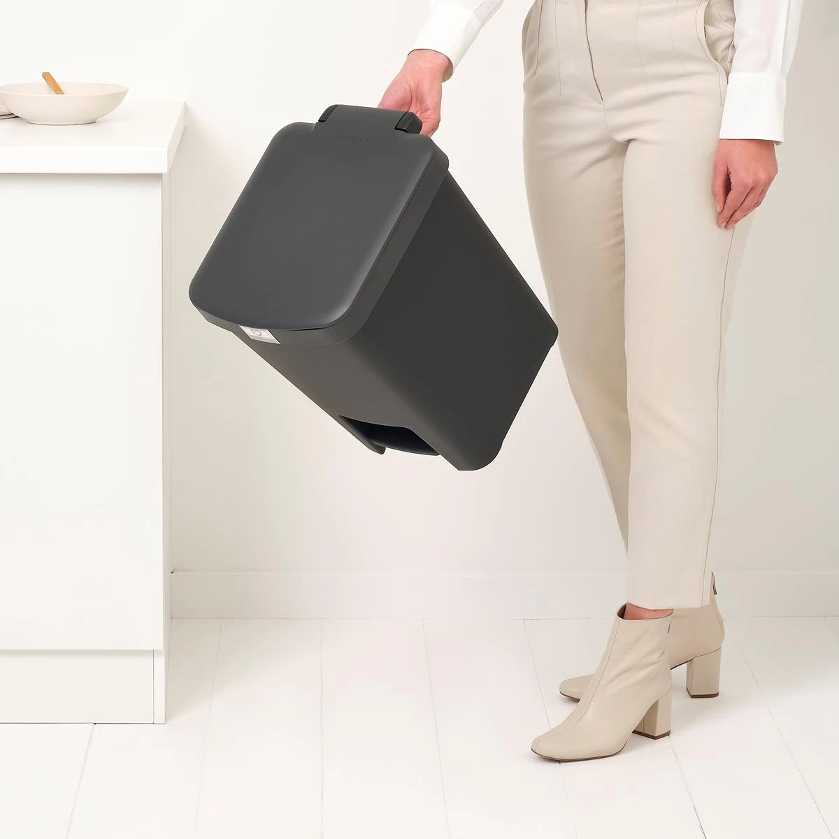 Brabantia StepUp Pedaalemmer - 25 L - Dark Grey - Afbeelding 7