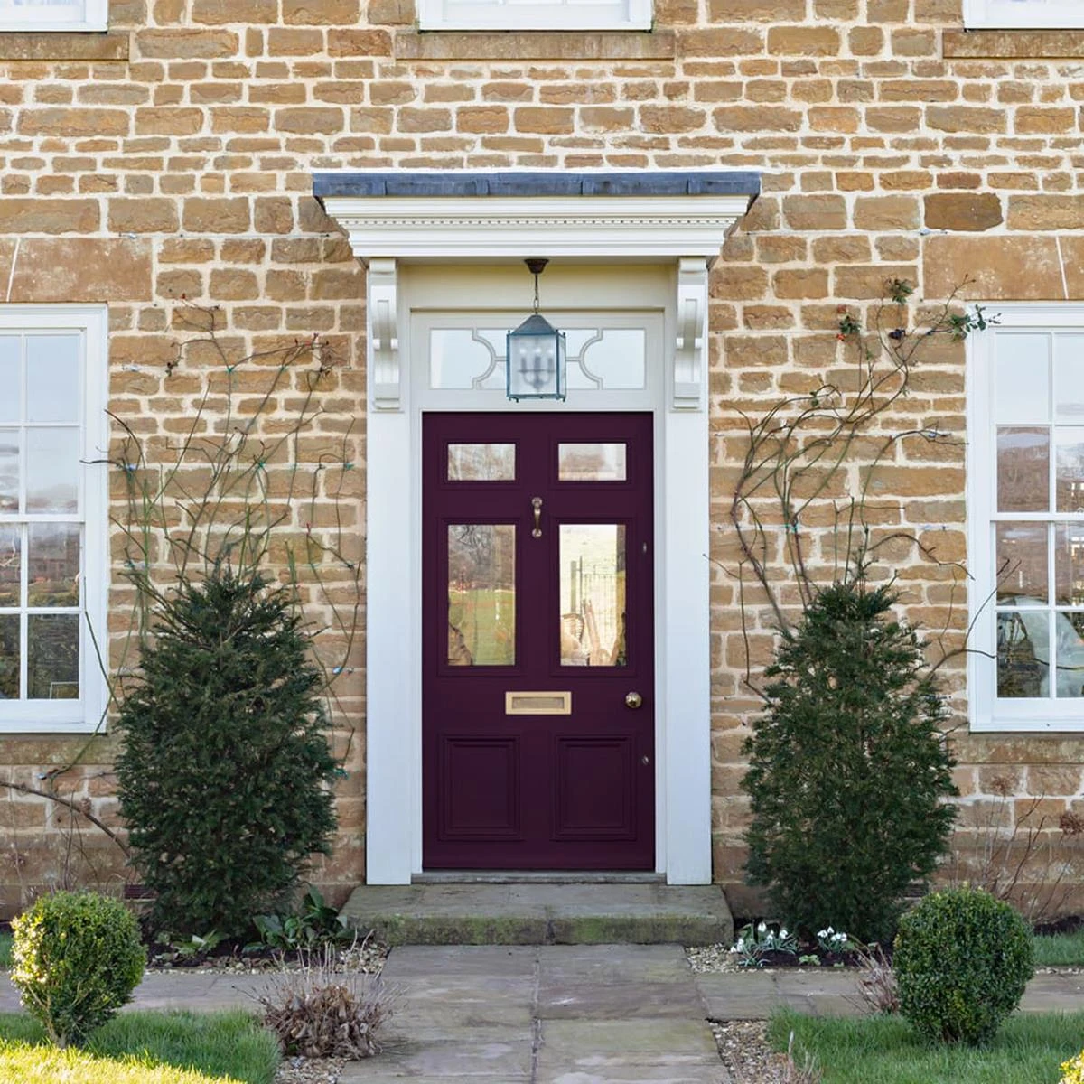 Graham & Brown | Matte Muurverf Afneembaar - Rood - Famous - 2,5L - Afbeelding 4