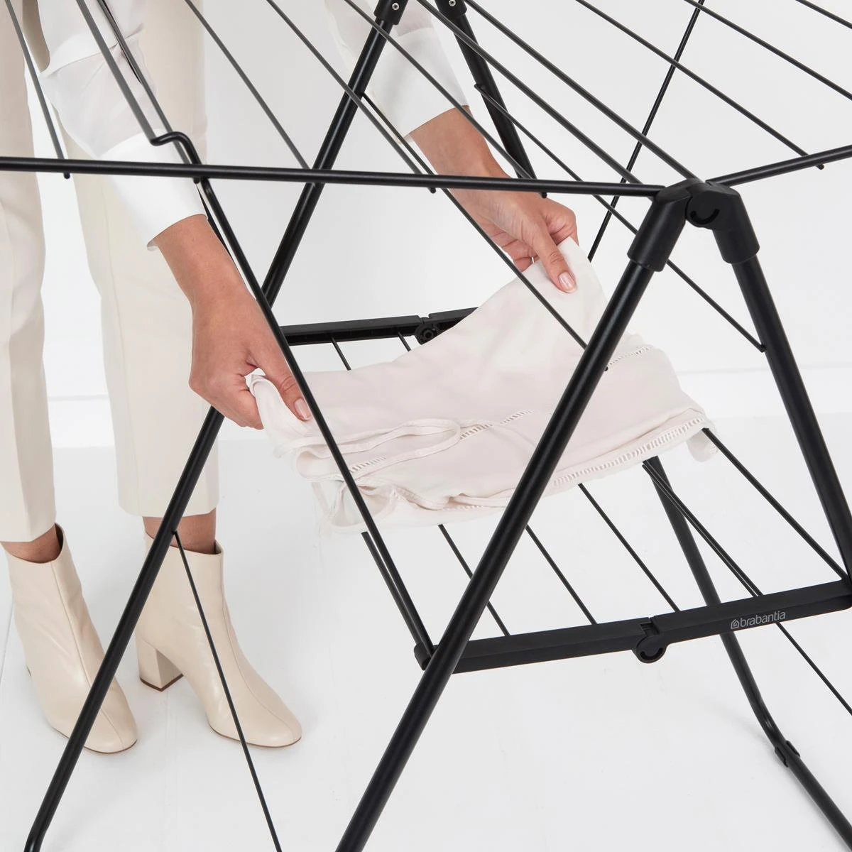 Brabantia HangOn Droogrek 20 Meter - Matt Black - Afbeelding 3